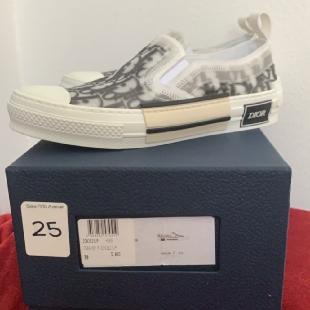 Authentic Dior B23